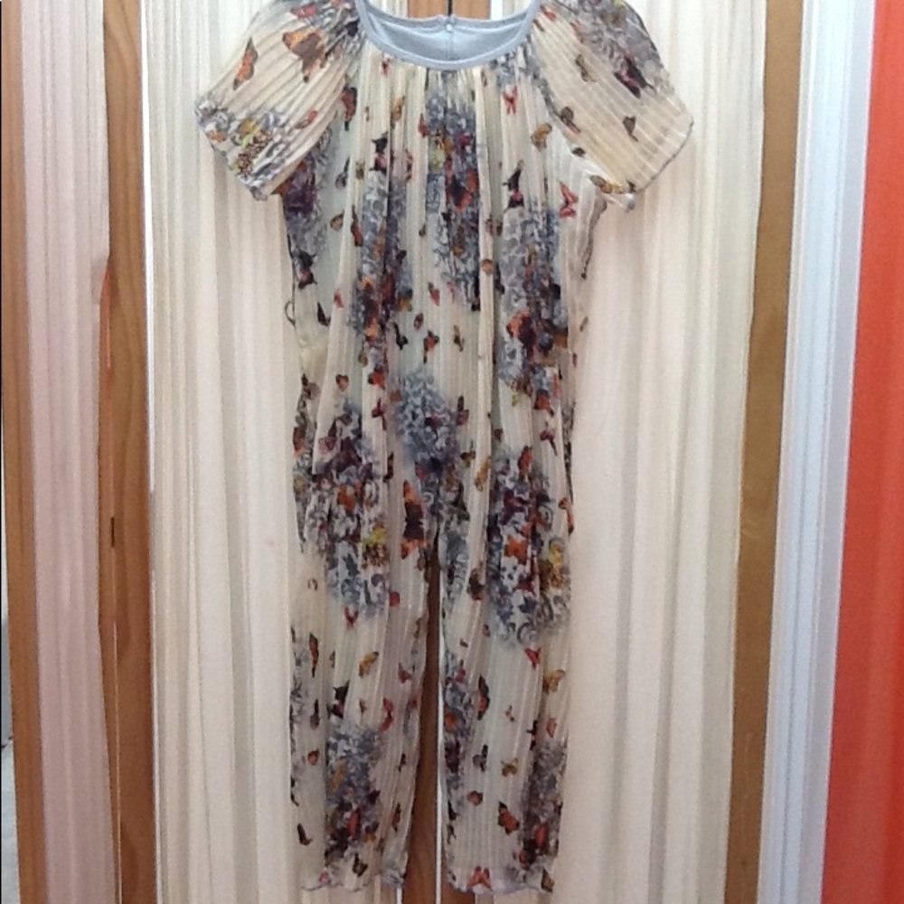 Girls Flower and Butterfly Print Jumper by Blossum Couture Size 8